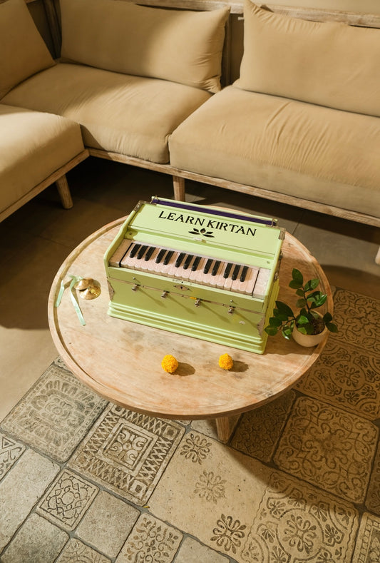 Matcha Mini Harmonium